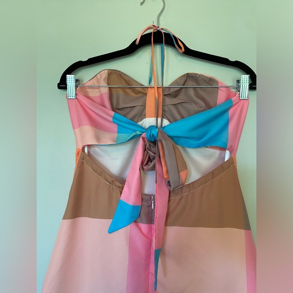 NWOT Colorblock Halter Maxi - Picture 5 of 7